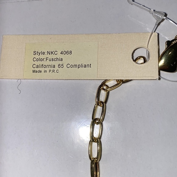 Amrita Singh Fushia Noah’s ark statement necklace. NWT. - Picture 8 of 9